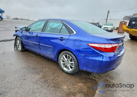 2015 Toyota Camry Se z USA, uszkodzony, nr VIN 4T1BF1FK9FU981254